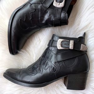 Steve Madden booties